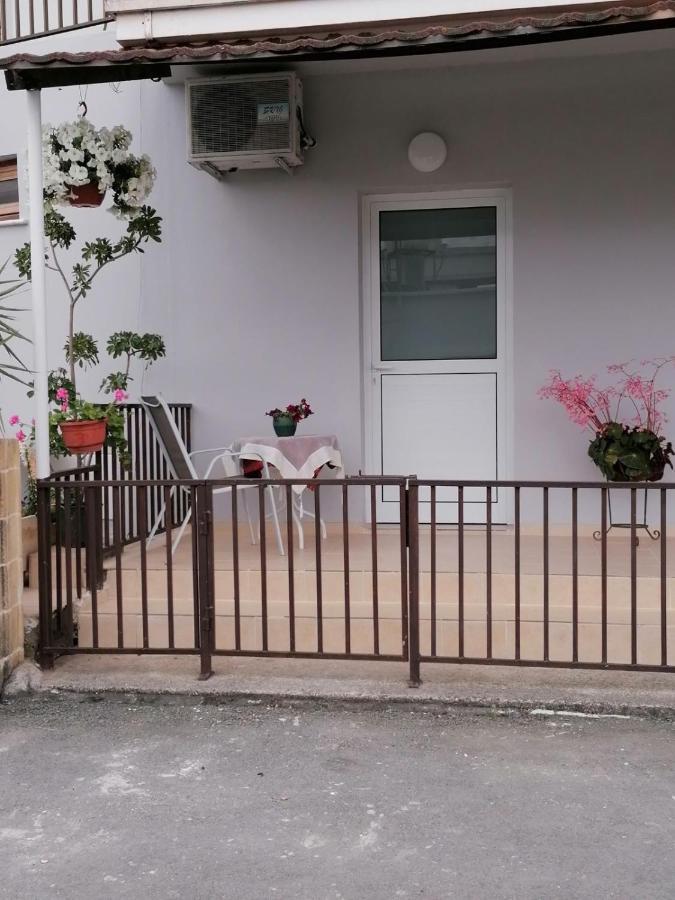 Appartamento Hamboula Polis Esterno foto
